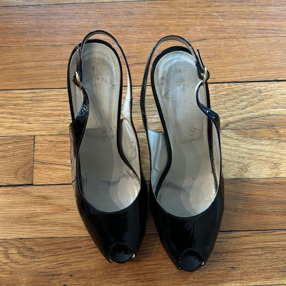 Enzo Angiolini vintage 3.5” heel, size 7.5 black peep toe patent leather pumps